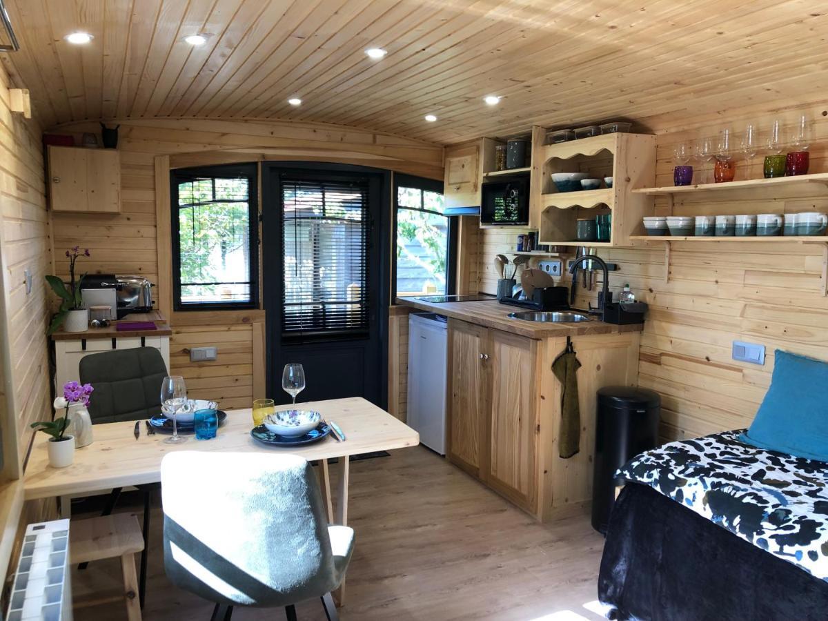Roulotte Gites O Bien-Etre Massage Spa Sejour Bien-Etre En Hebergement Insolite Roulotte Karantez Ou En Gites Melon Ou Yock A 800 M Des Plages Maison D'Hote Drogou Porspoder Dış mekan fotoğraf