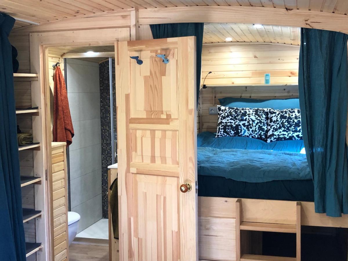 Roulotte Gites O Bien-Etre Massage Spa Sejour Bien-Etre En Hebergement Insolite Roulotte Karantez Ou En Gites Melon Ou Yock A 800 M Des Plages Maison D'Hote Drogou Porspoder Dış mekan fotoğraf