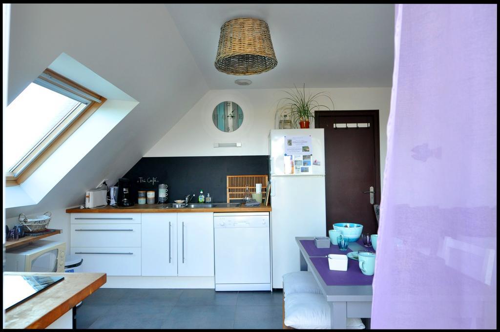 Roulotte Gites O Bien-Etre Massage Spa Sejour Bien-Etre En Hebergement Insolite Roulotte Karantez Ou En Gites Melon Ou Yock A 800 M Des Plages Maison D'Hote Drogou Porspoder Oda fotoğraf